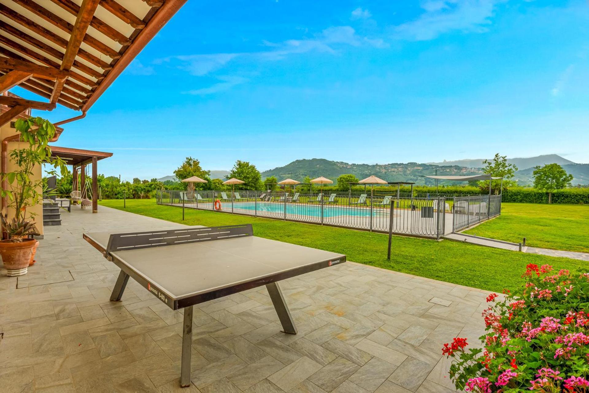 Vistalago Versilia Massarosa Exterior photo